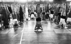 iyengar-yoga-headstand-sml